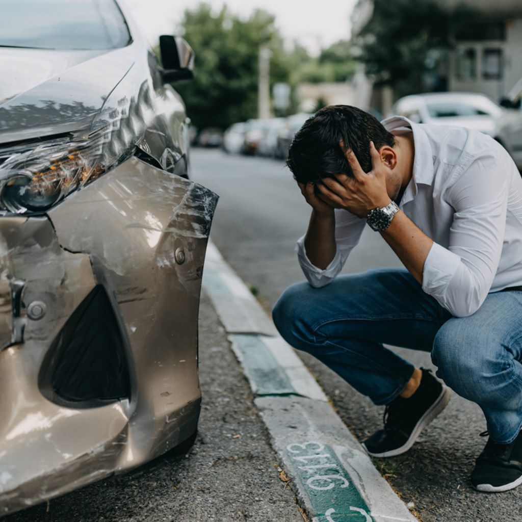 someone hit my car whose insurance do i call terbaru