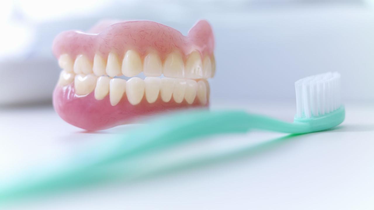 how much are dentures without insurance