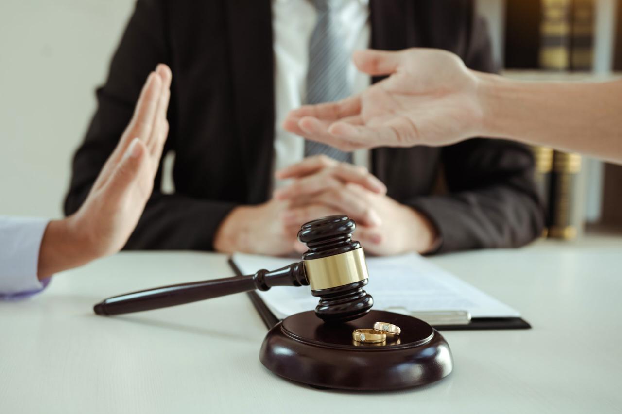 court ordered health insurance after divorce