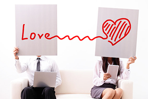 FEELFLAME TESTIMONIAL: IS IT BENEFICIAL TO DATE ONLINE?