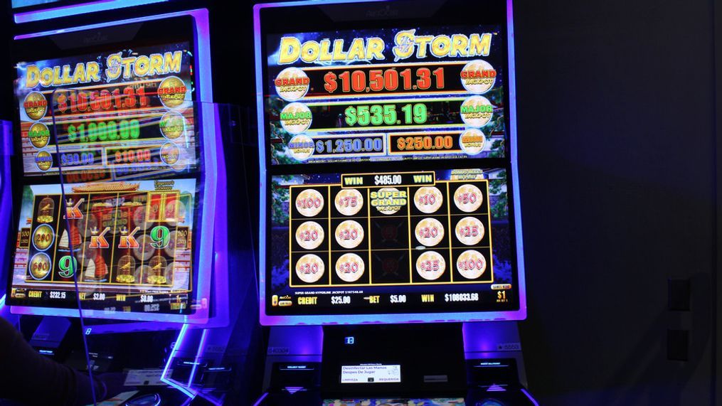 slot machine jokers jewels