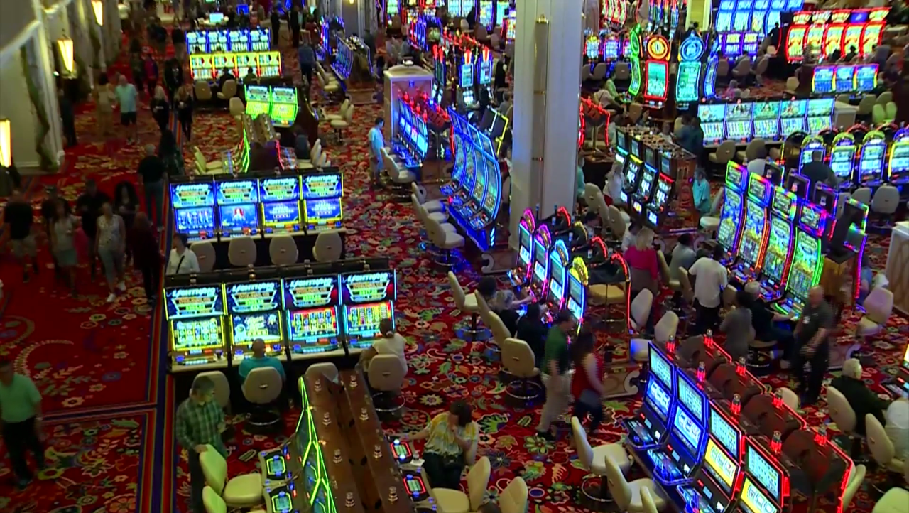 ultra hot Slot Online