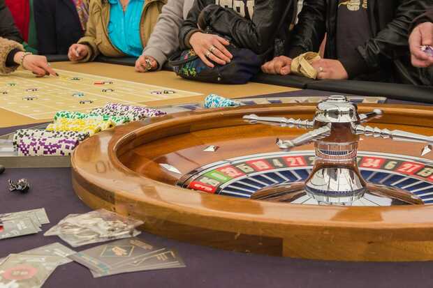 Casino Wolf Run
